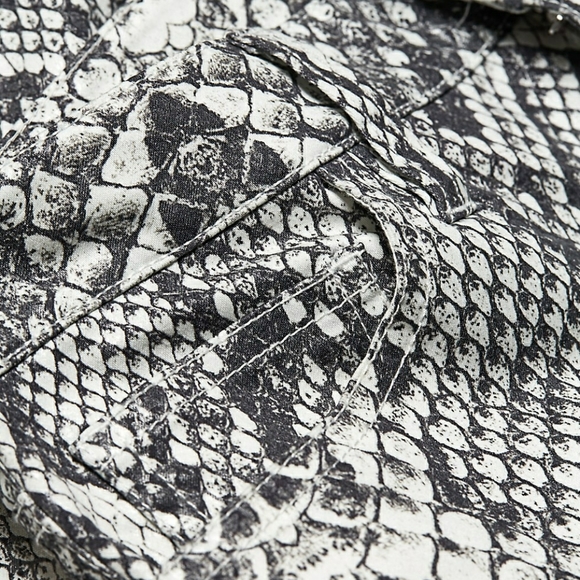 JOE'S | scaled python cigarette high rise pant - Picture 3 of 5